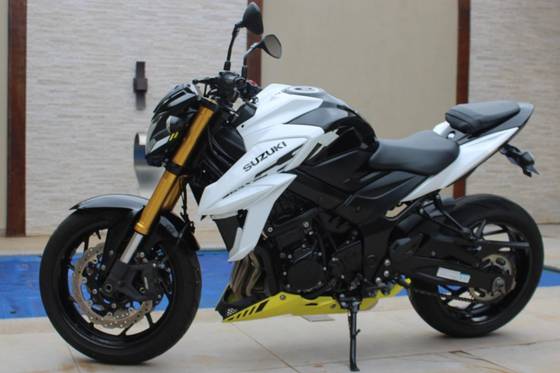 SUZUKI GSX-S750A SUZUKI GSX-S750A